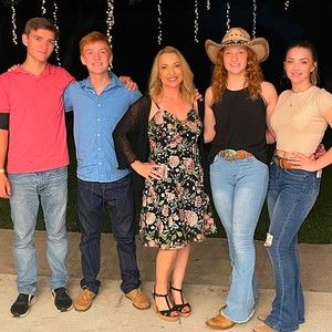 Meet your Posher, Mary